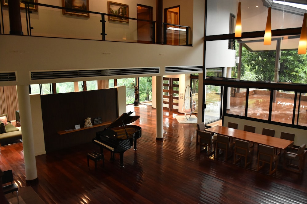 Monlada Khaoyai