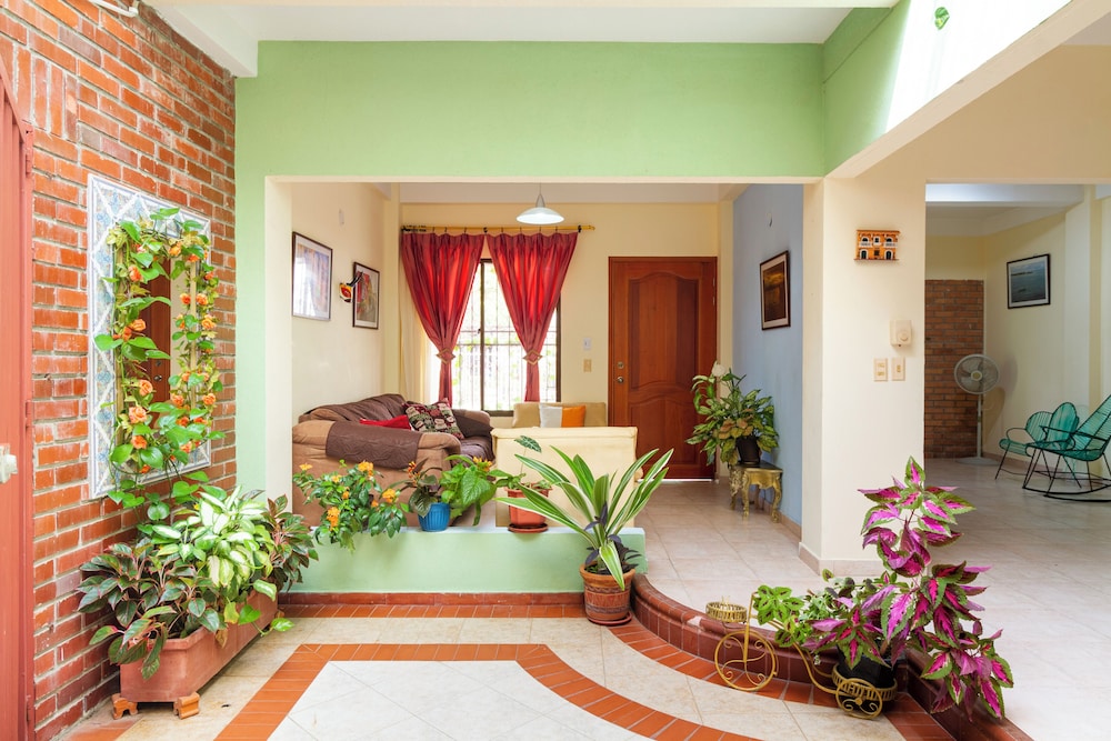 Hostal Cartagonova