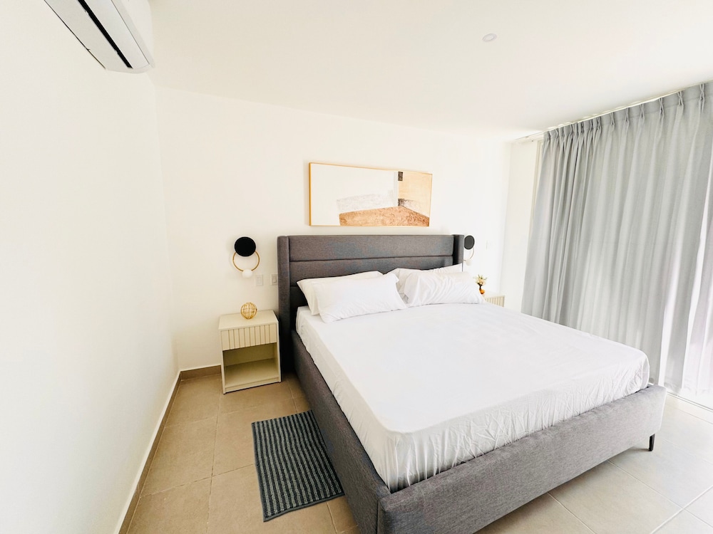 Playa Palmera Beach Front Apartments