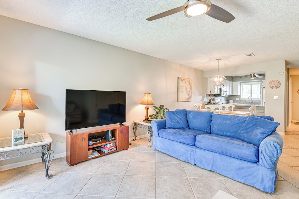 Walk to Beach: Resort Getaway in Pcb!