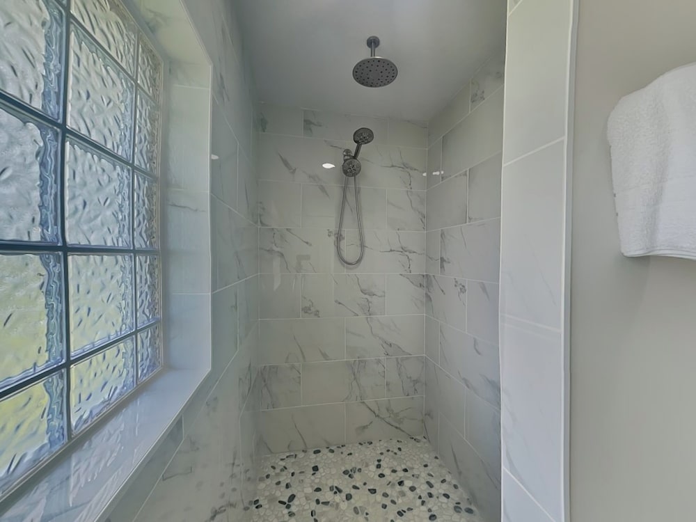 Dolphin View Oasis by Distinctive Beach Rentals