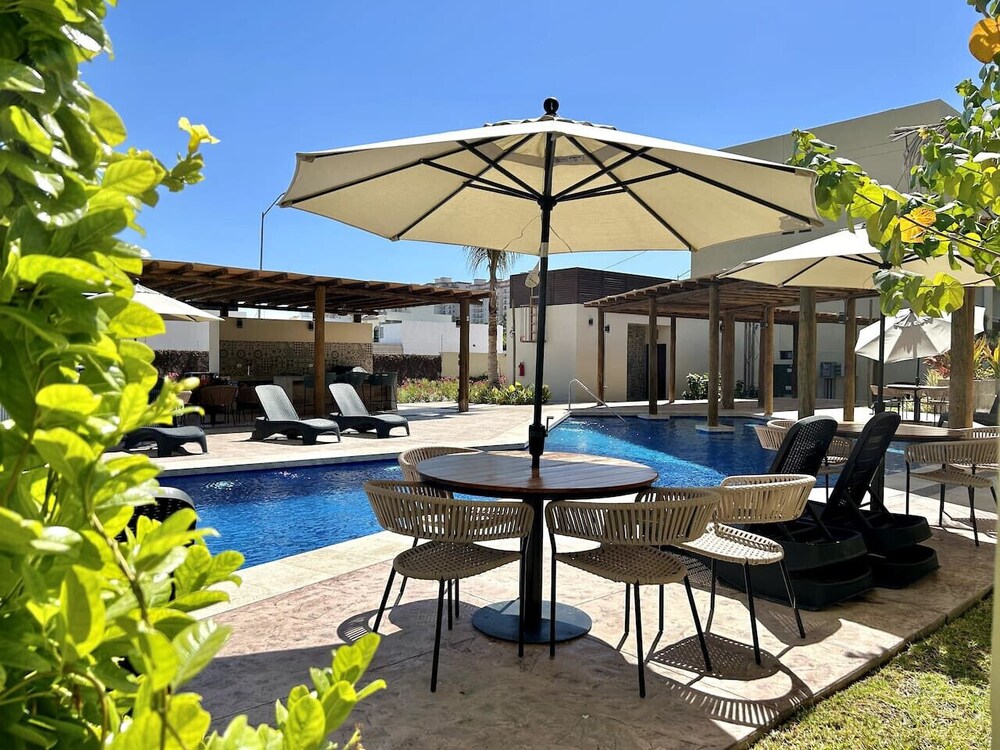 Oceanna Apartments