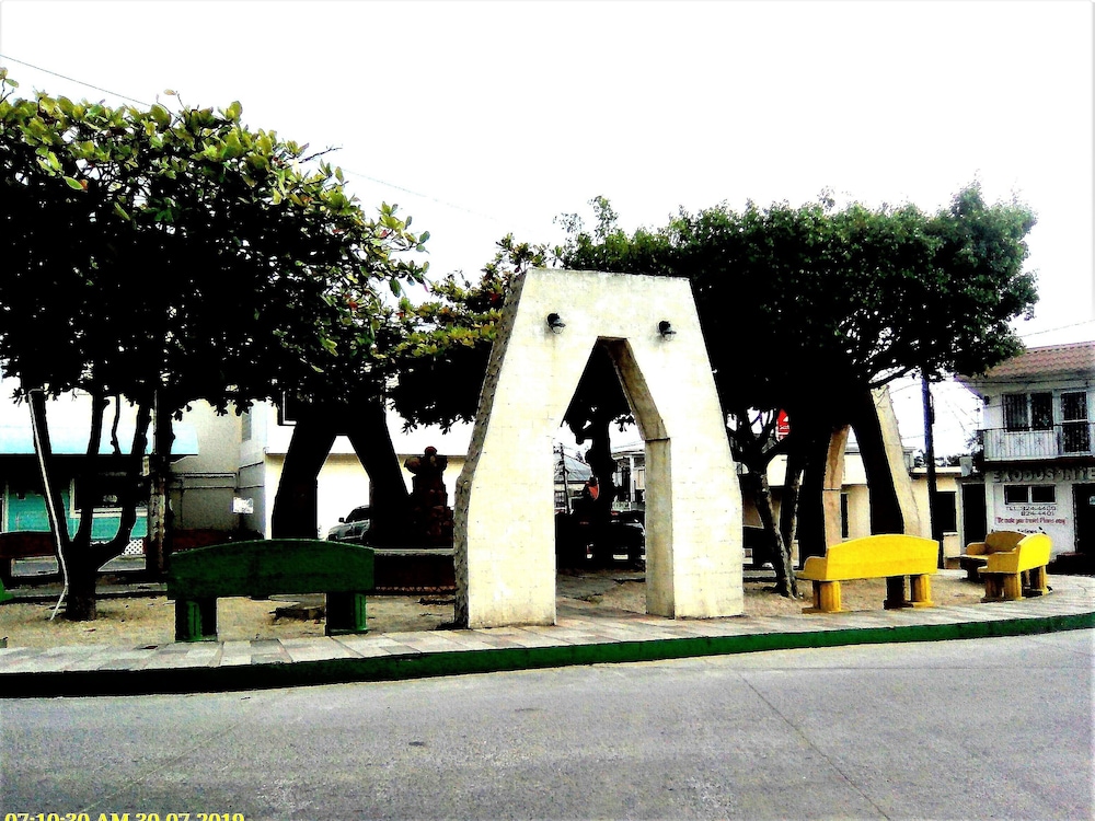 Photo 23