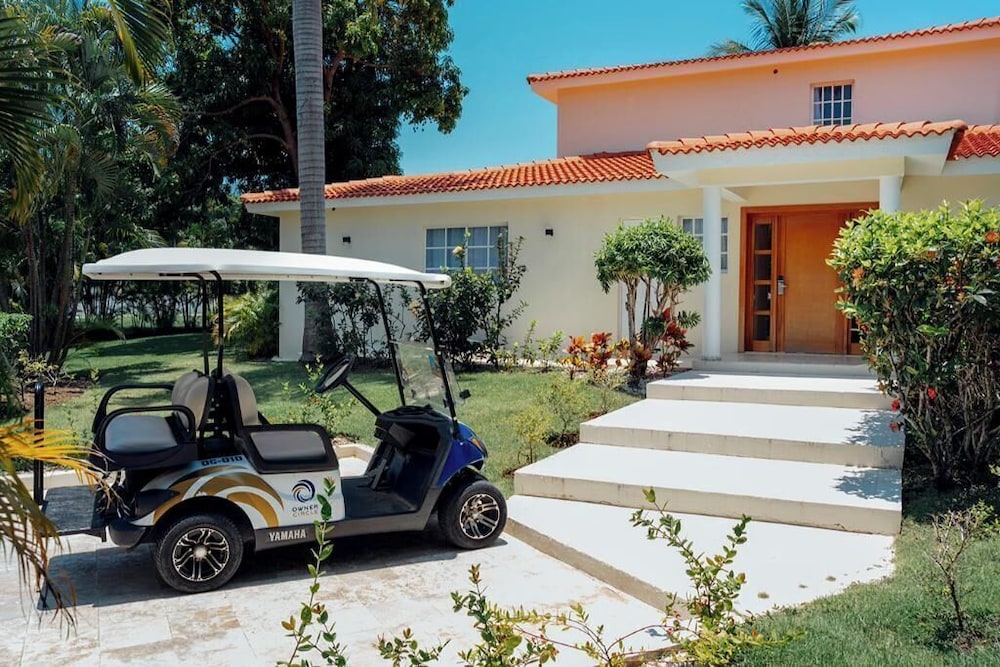 CROWN VILLAS AT LIFESTYLE PUERTO PLATA