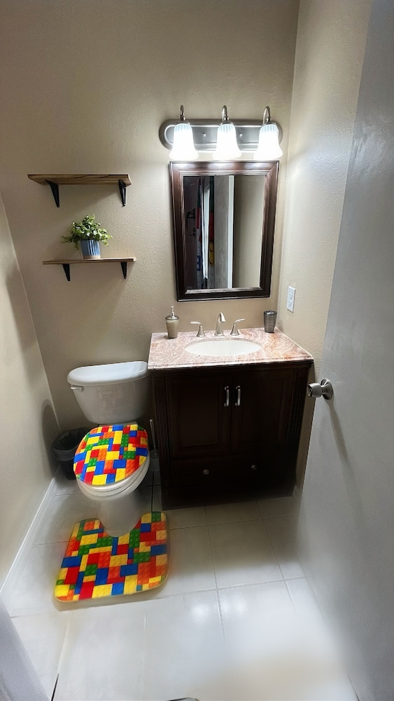 BlockHaven near Legoland & Disney