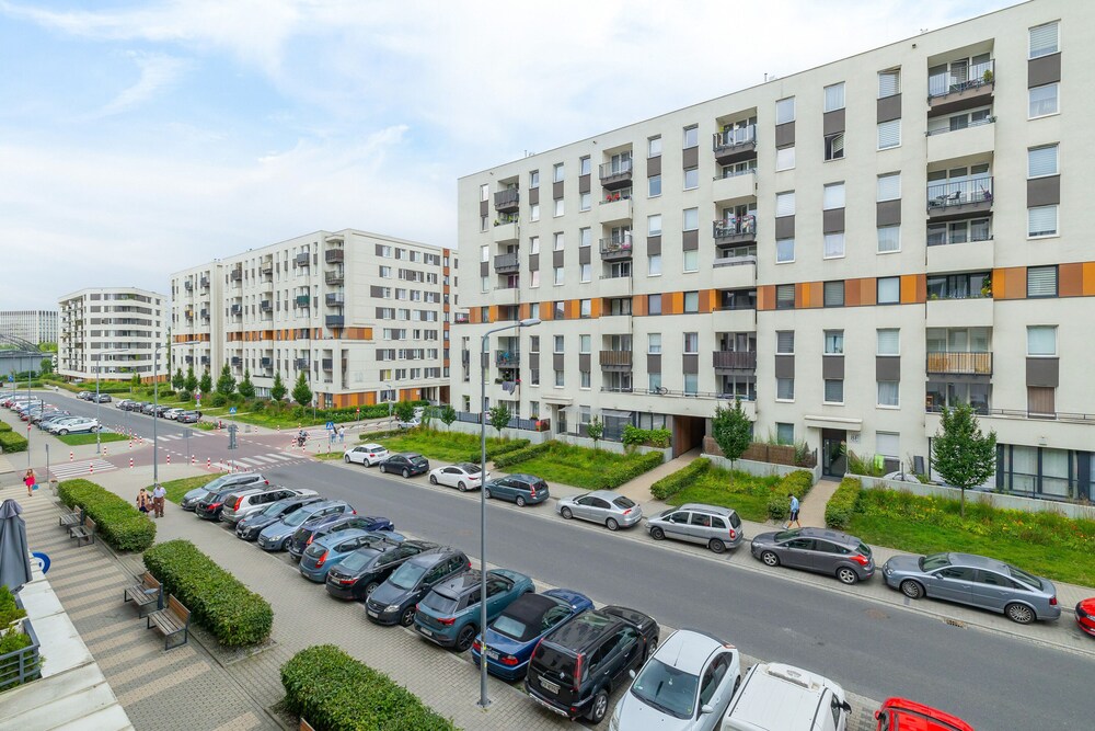 Osiedle Avia Apartment by Renters view 4