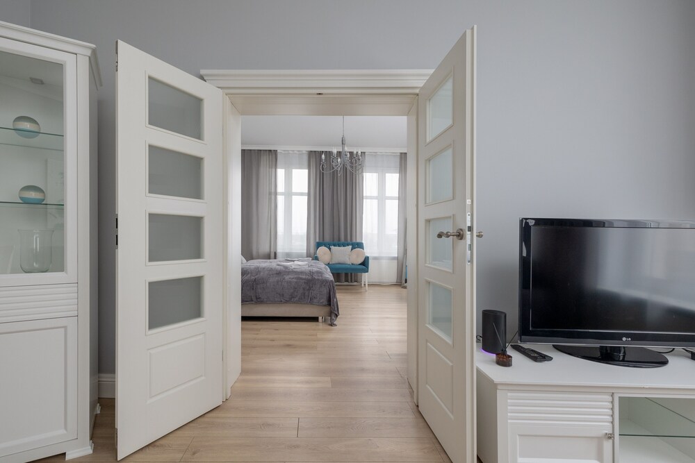 Luxury Apartment in Szczecin by Renters