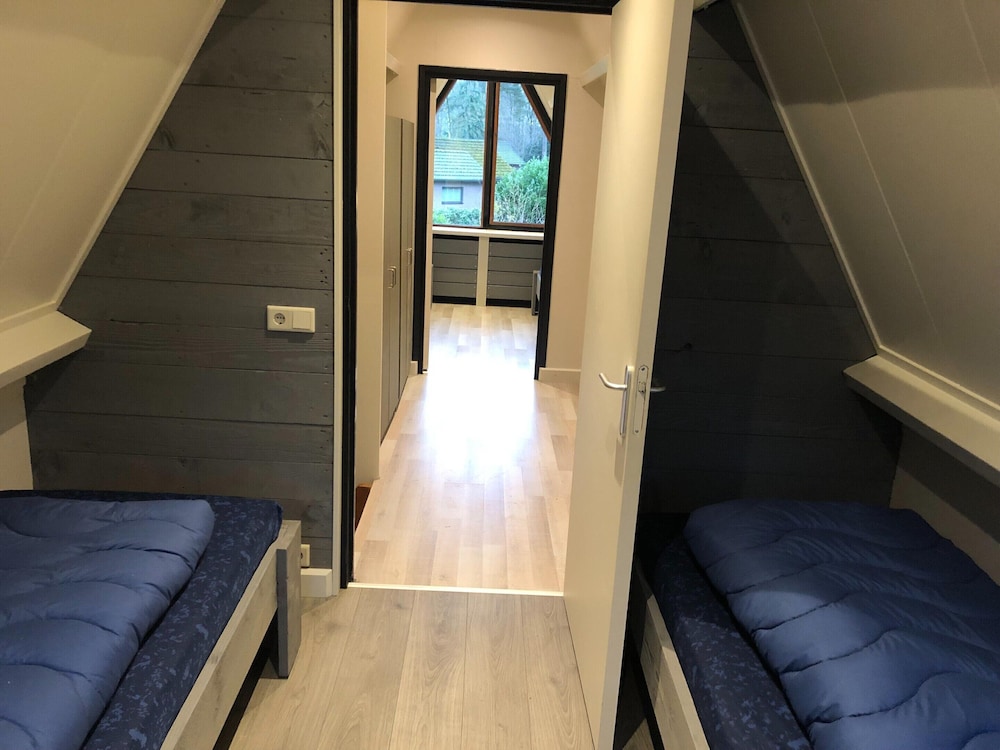 Bungalow in Limburg Near Nature Reserves