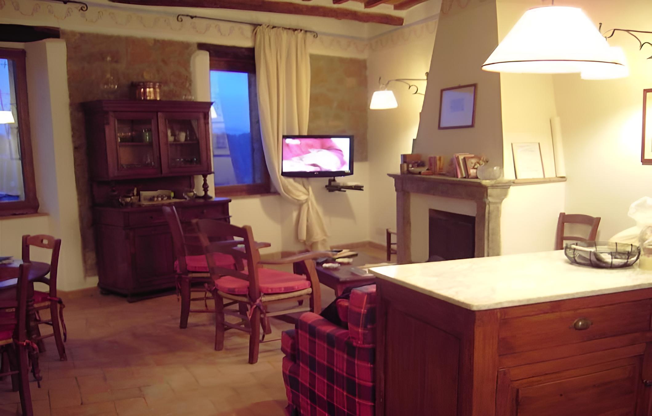 Etruscan House view 4