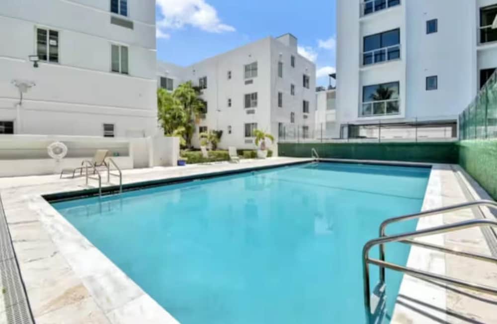 Miami Beach Oasis Studio view 5