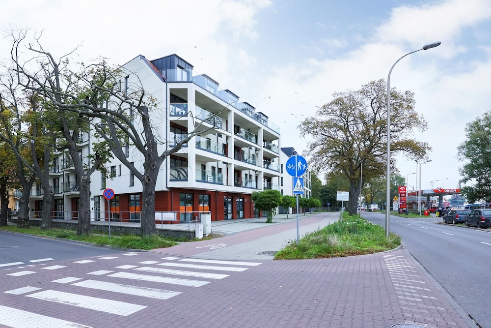 Nowa Flotylla Widok na Rzekę by Renters