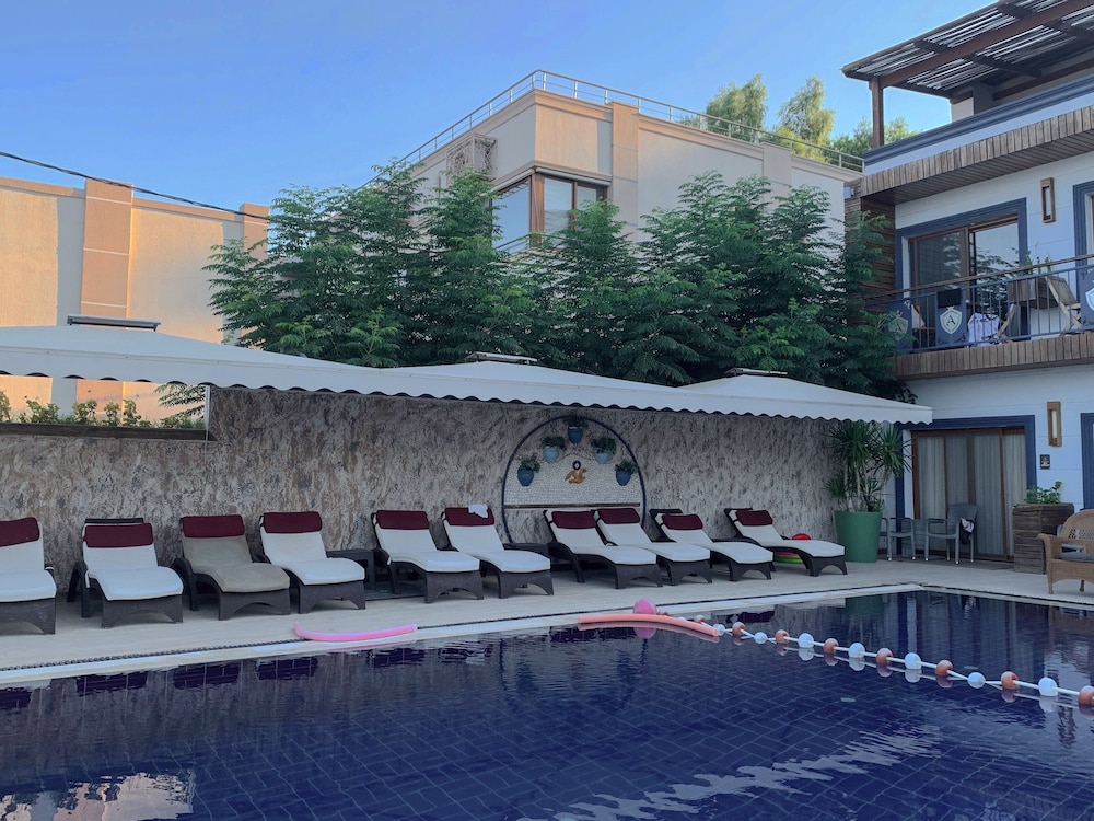 Akkan Beach Hotel - Image 45