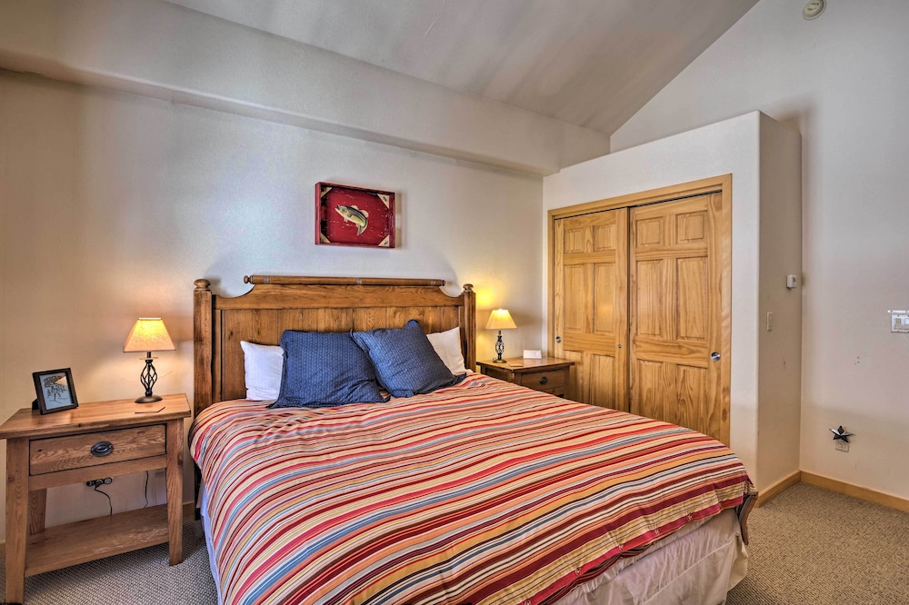 Slopeside Sanctuary - Penthouse < 1 Mi to Lifts! view 5