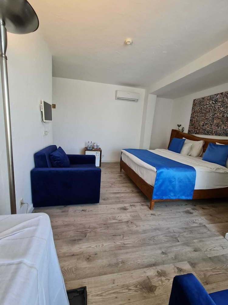 Alaçatı Otel Rebetiko - Image 63