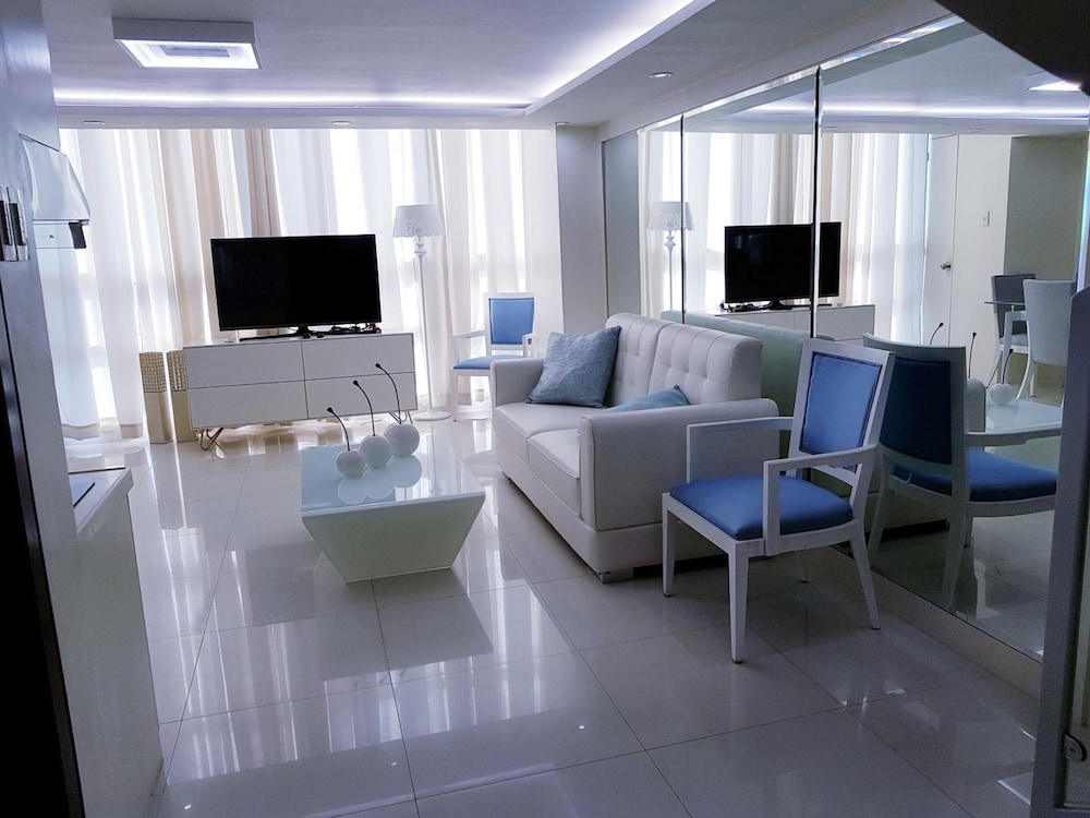 Cebu Vacations - Escario Central Hotel - Property Image 16