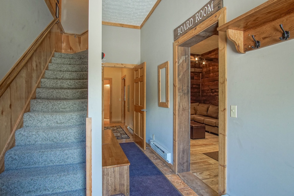 Loggers Run 11: 5 Bedrooms, 3.5 Baths