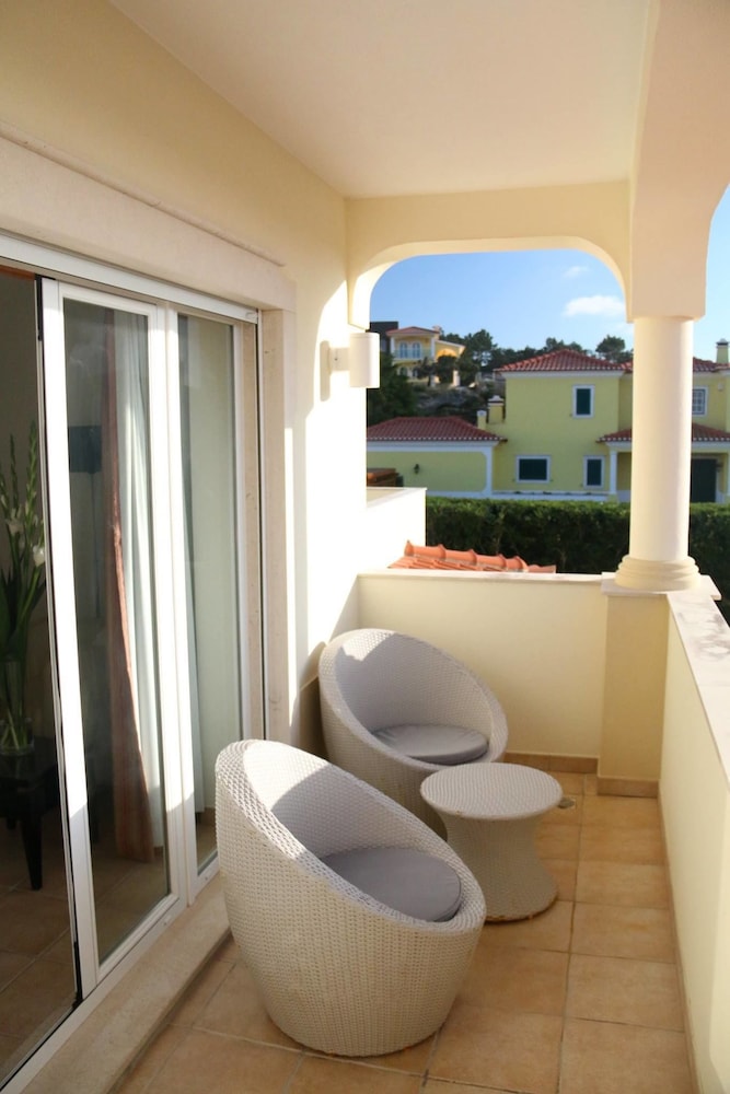 Wallis Villa