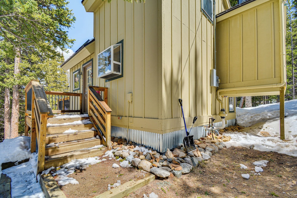 24-0139 Cabin in Fairplay: Close to Trails!