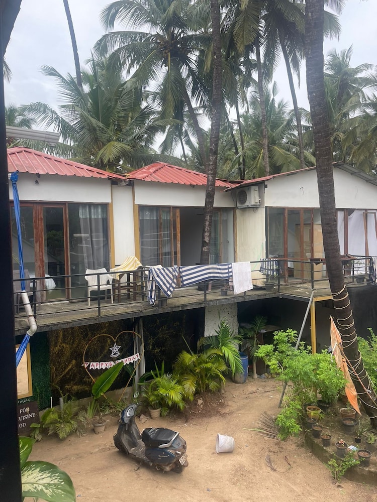 Palolem Sea n' Sand Beach View