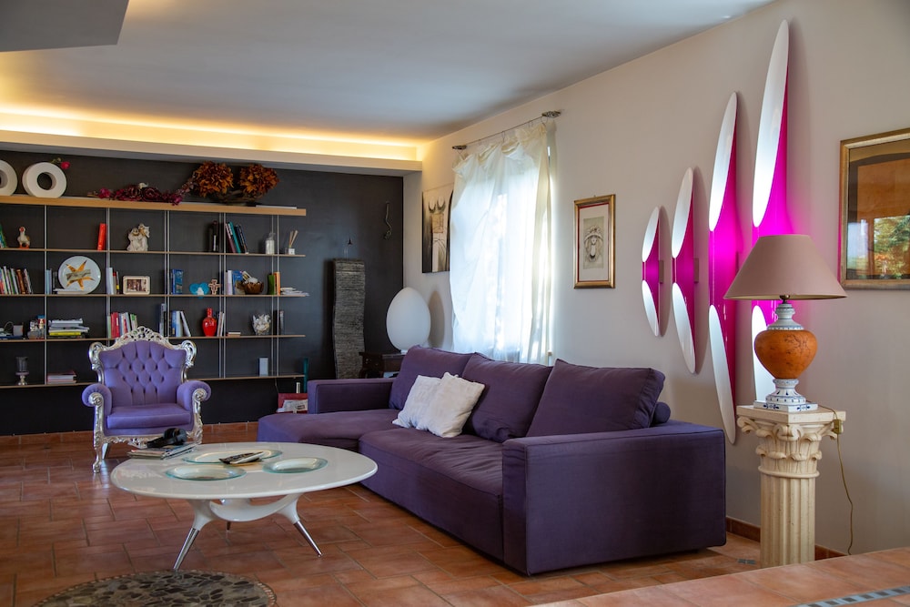 lounge