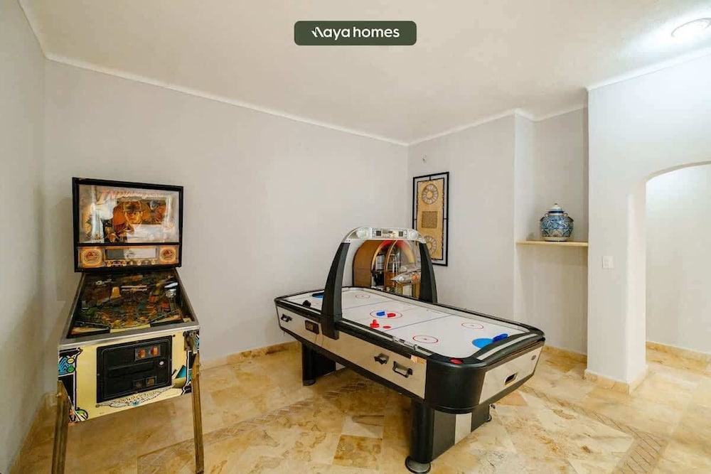 Amazing House -private Pool - Tennis - Paddle Cour