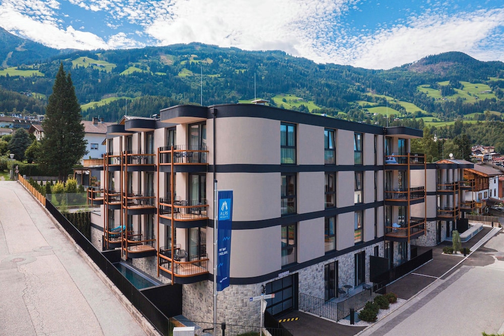 Zillertal Suites Fügen by ALPS RESORTS