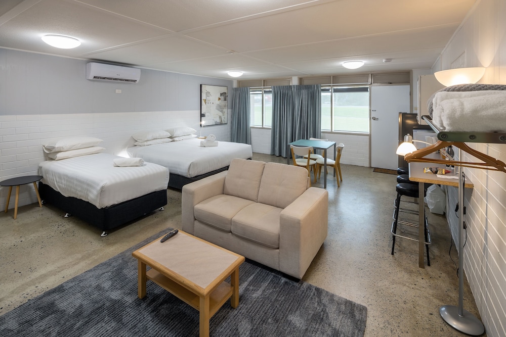 Bridgewater Motel