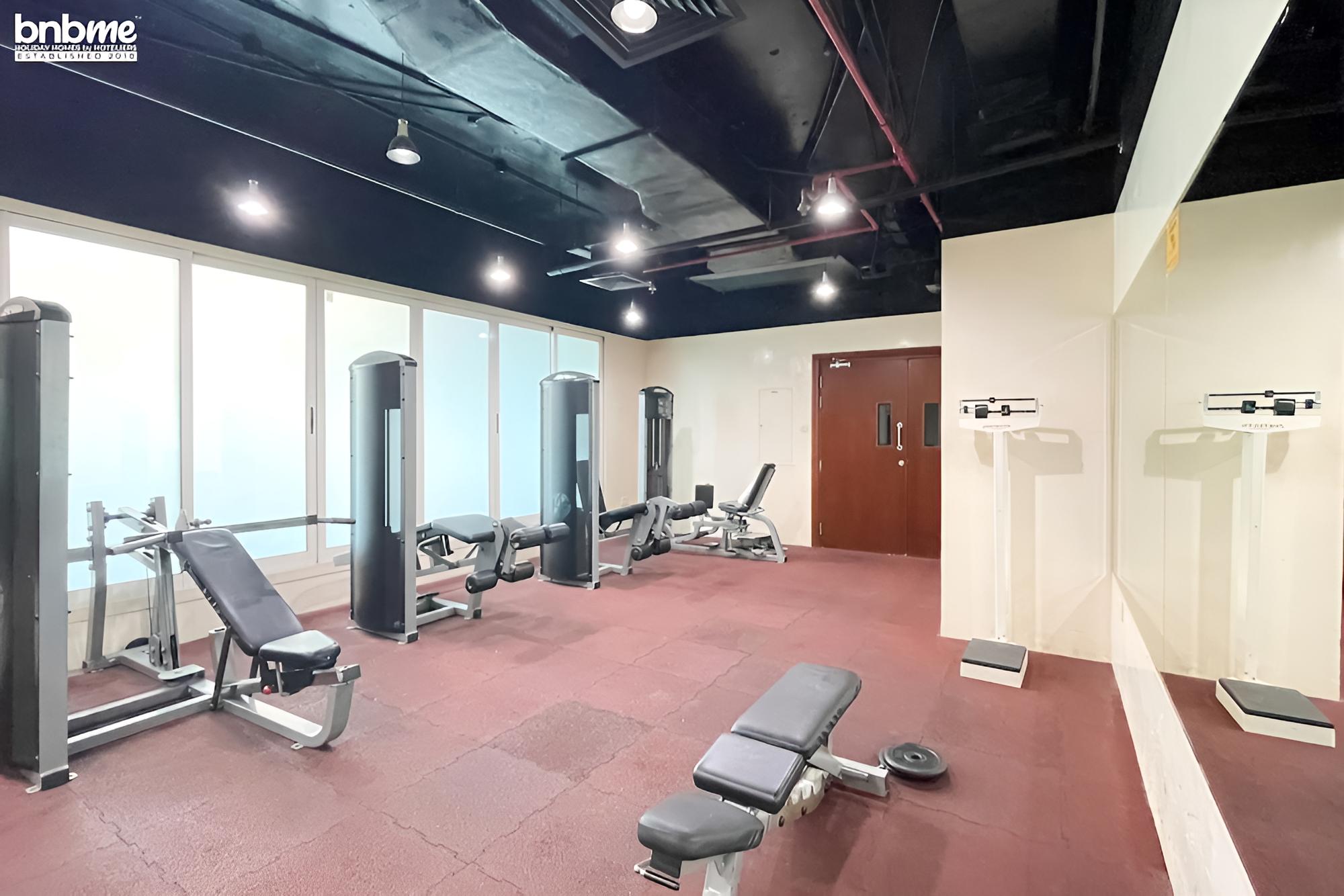 3B Lakepoint Tower 3701 by bnbme homes