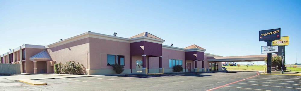 Express Inn & Suites