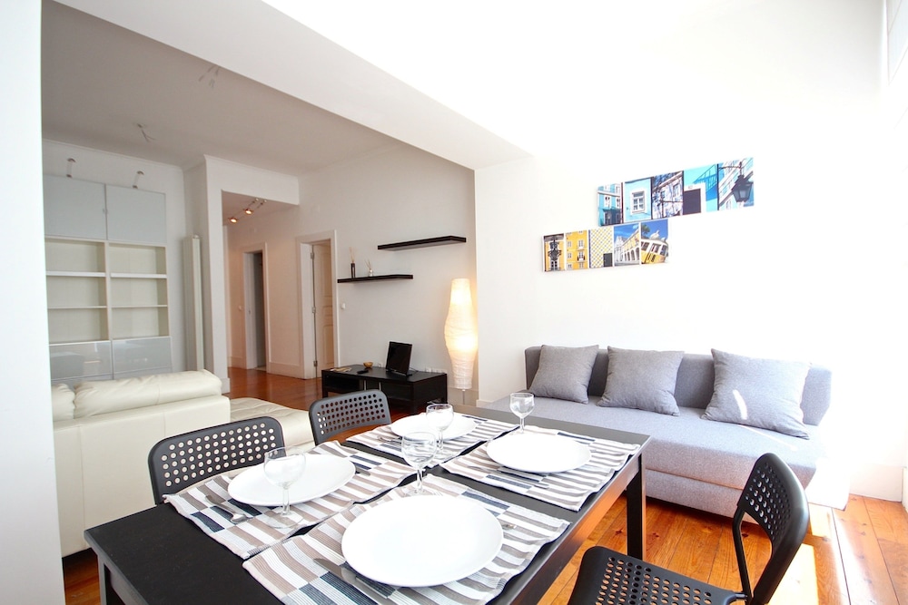Akicity Lisboa Pearl III