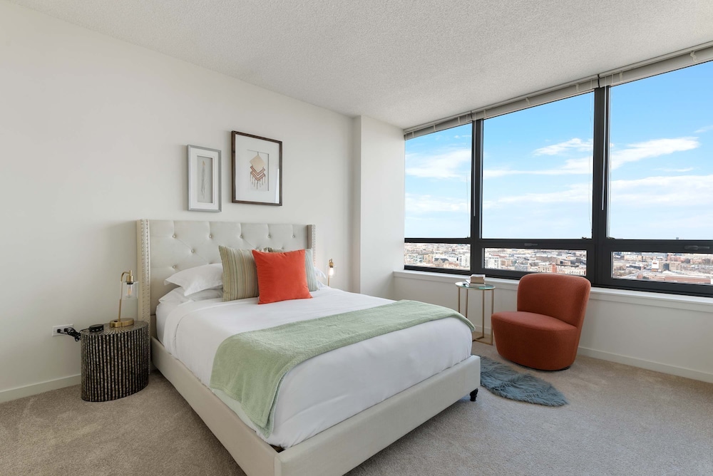 Fulton Group Stay 2 Apartments Skyline Views