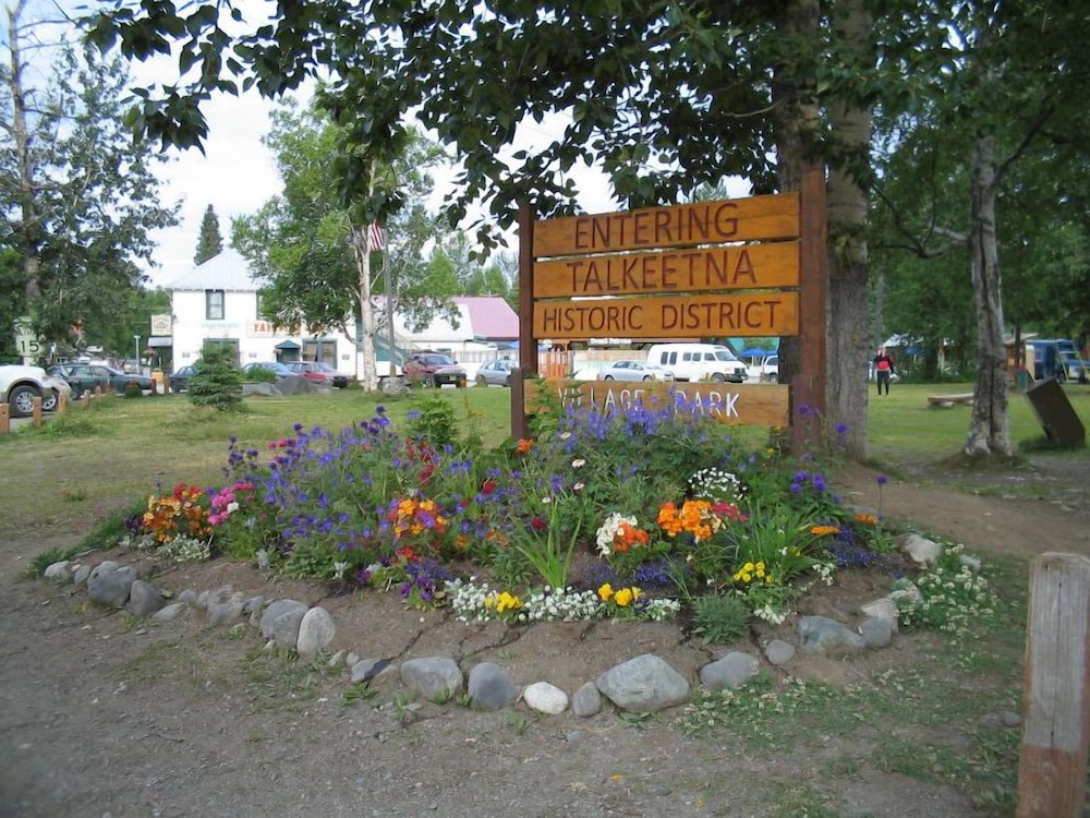 Swiss Alaska Inn