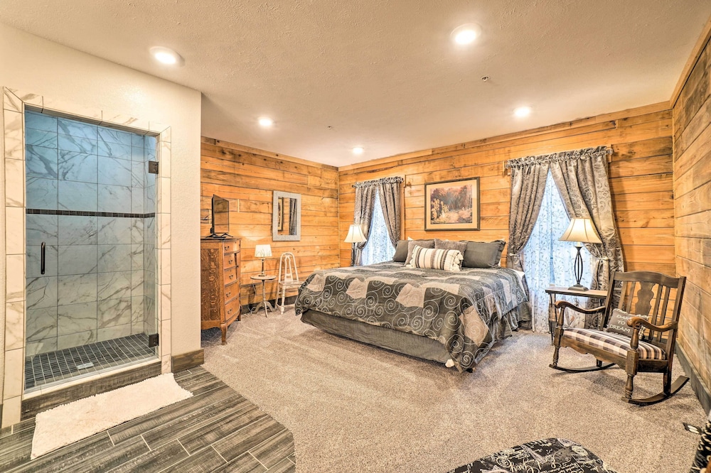 Cozy Hollister Cabin: Perfect for Families! view 3