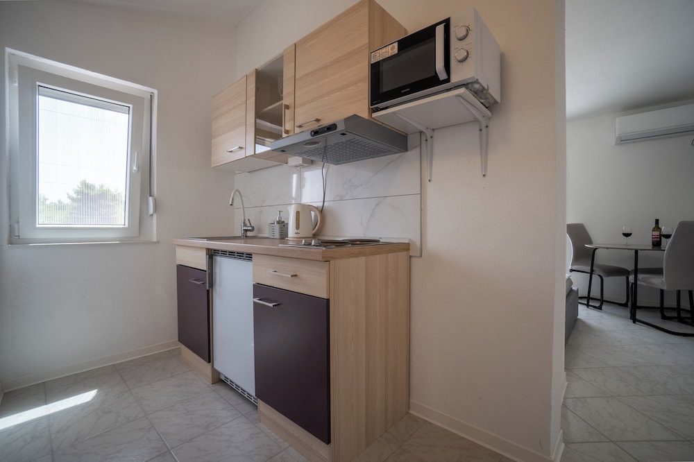 Apartments Najam Skundric
