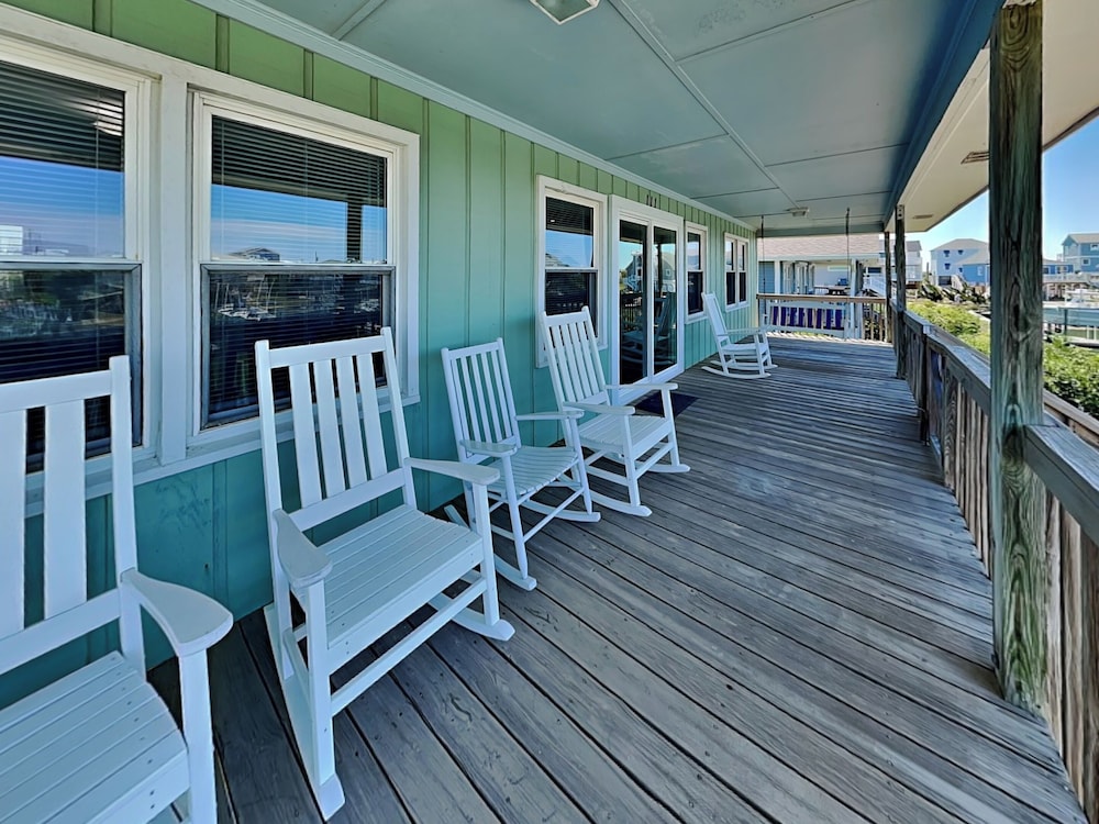 Sellers by Topsail Realty