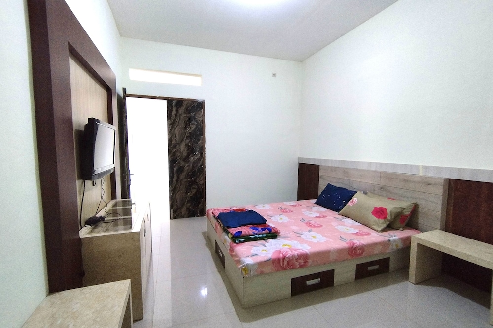 Photo 7