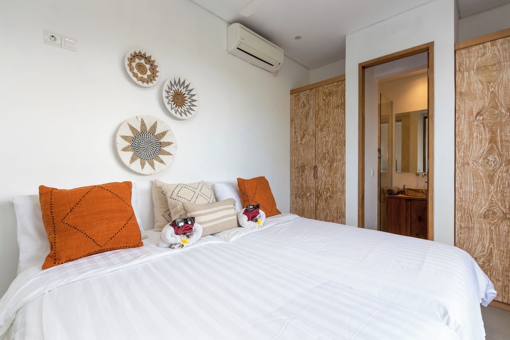 Beautiful Boho-chic 4br Tropical Villa in Pererenan Canggu