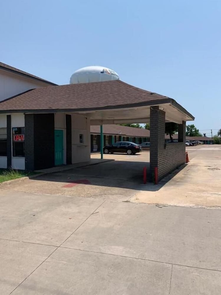 Arlington Vacations - Abrams Inn - Property Image 6