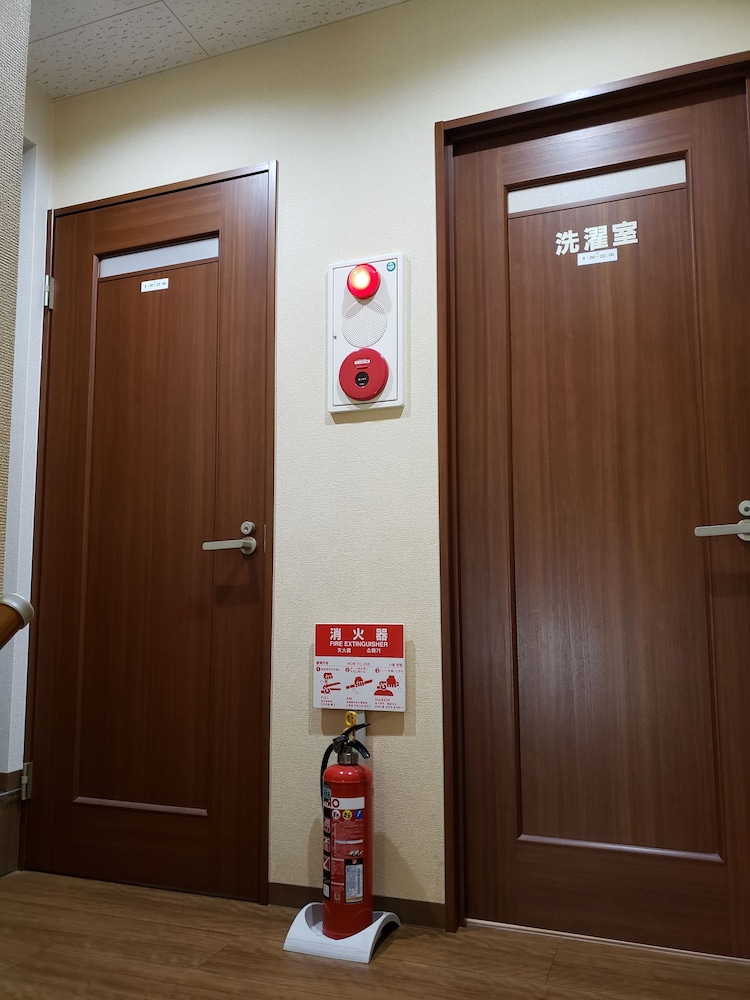 Yamate Rest House - Hostel, Caters to Men
