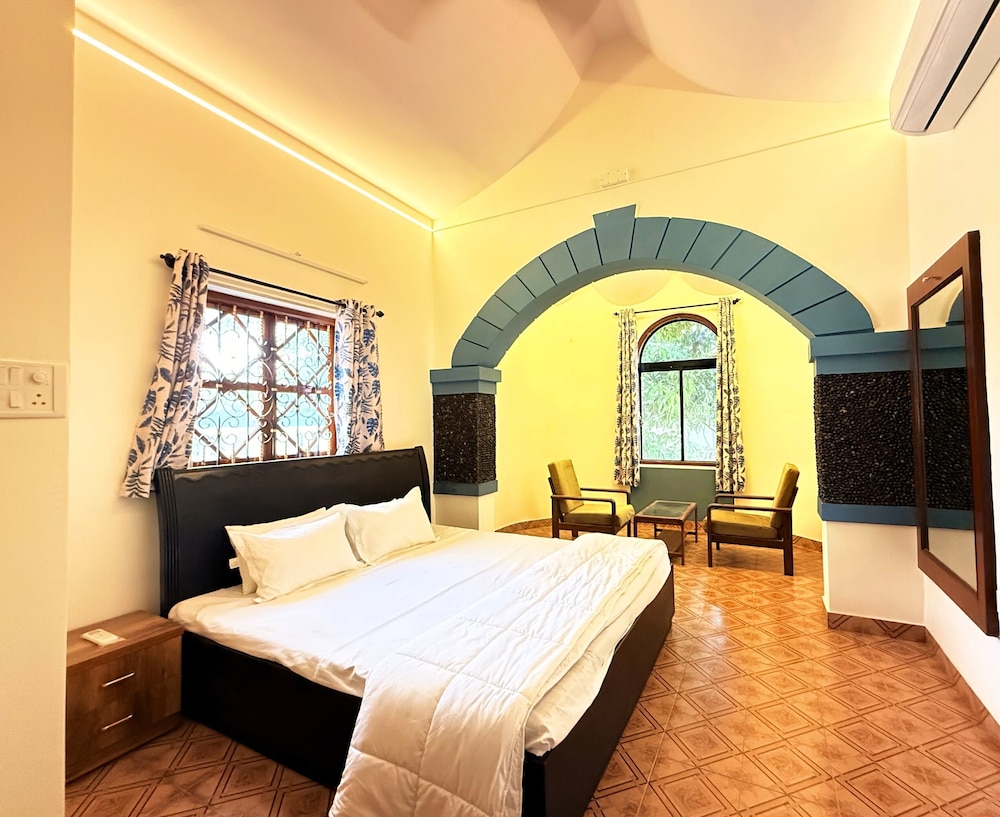 Anand Mansion