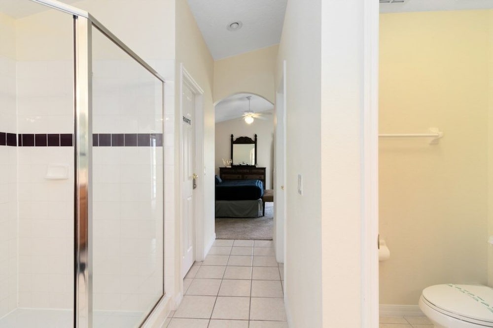 Gated 4 Bed With Pool And Spa Close To Disney 4 Bedroom Villa