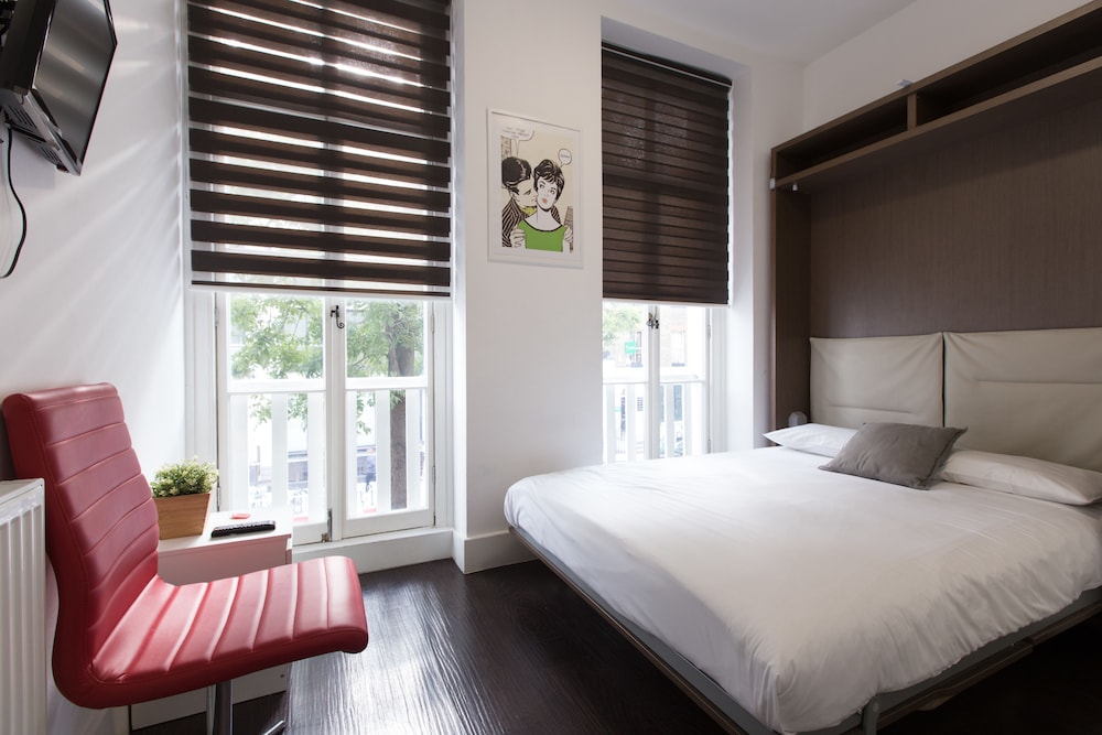 Charlotte Street Apartments by Allô Housing