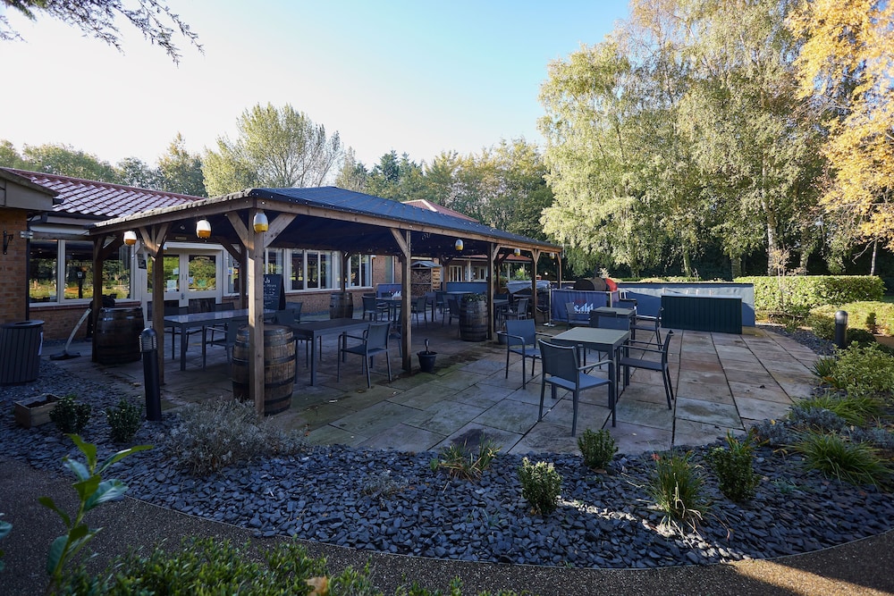 Host Stay Hideaway Retreat