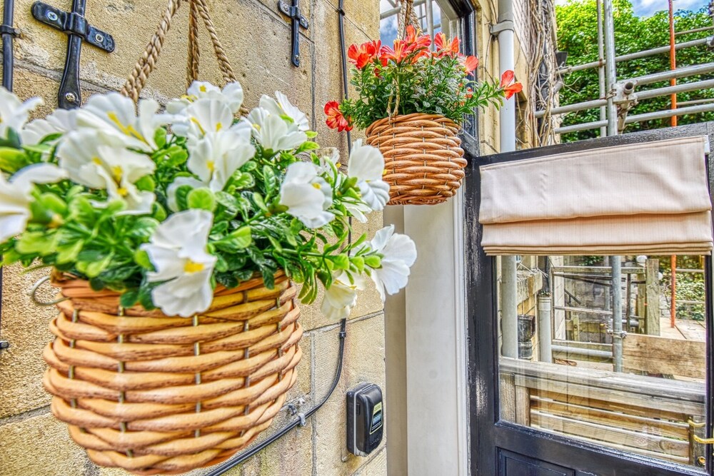 Ghar Homes - Bath City Centre Cosy Retreat