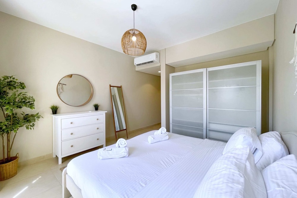 Xuru Stays I Roomy & Relaxed 1bdr @ Mangroovy Free Beach & Pool