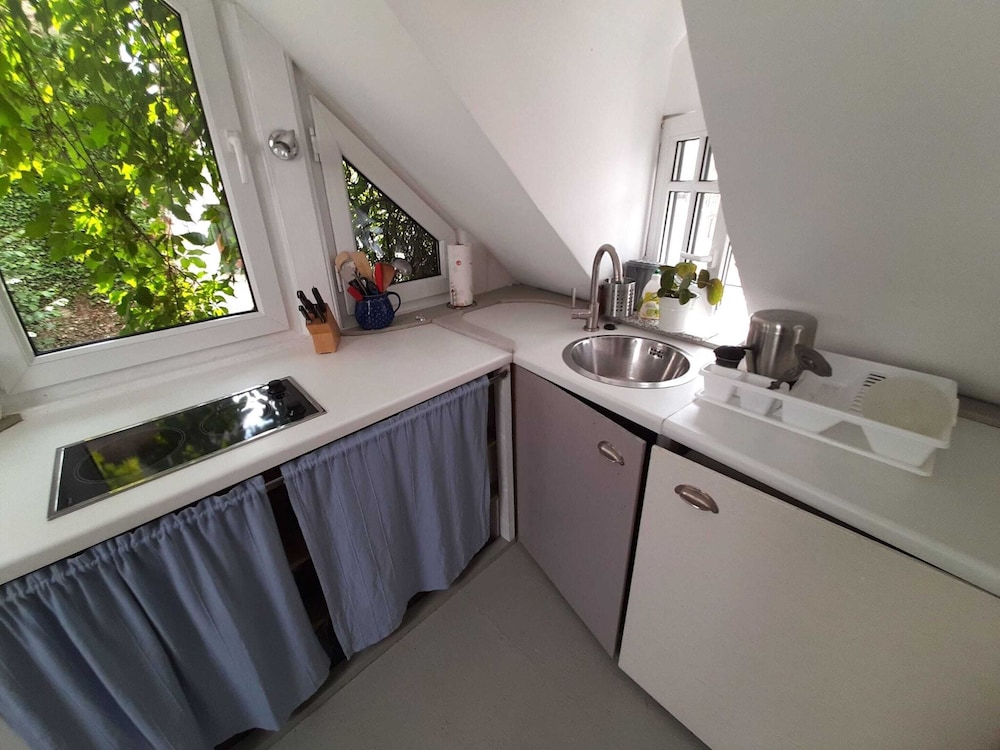 Lovely Apartment in Roes With a Terrace view 4