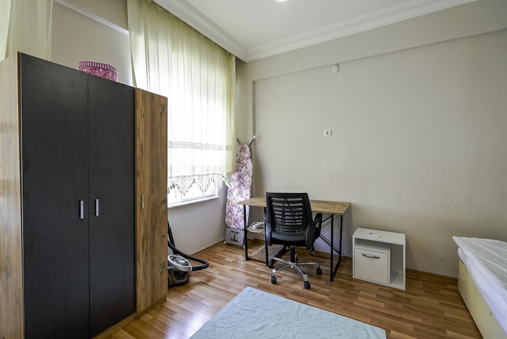 Cozy Flat w Balcony 10 min to Beach in Antalya
