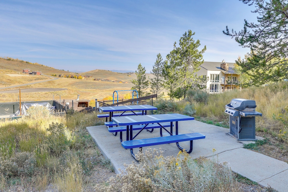 Ski-in/ski-out Granby Ranch Escape With Balcony! view 5