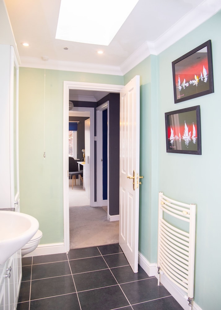 Spacious 3-bed House
