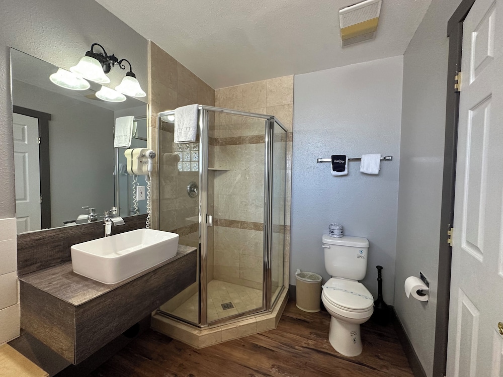 Lake Tahoe Vacations - Lake Ridge Hotel - Property Image 7